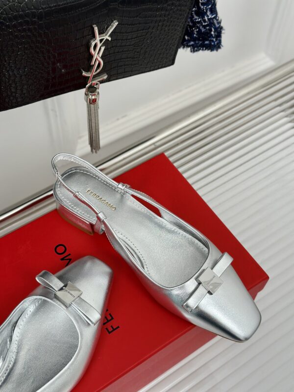 Ferragamo - Drop Bow Ornament Slingback