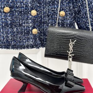 Ferragamo - Vara Pump