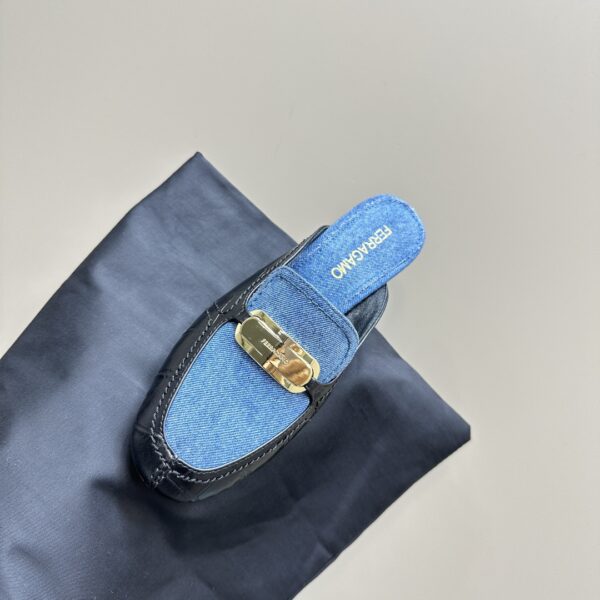Ferragamo - New Vara Buckle Mule