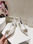 Dolce&Gabbana - LACE RAINBOW PUMPS WITH BROOCH DETAILING