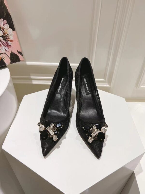 Dolce&Gabbana - LACE RAINBOW PUMPS WITH BROOCH DETAILING