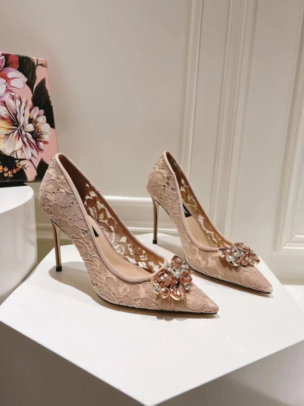Dolce&Gabbana - LACE RAINBOW PUMPS WITH BROOCH DETAILING