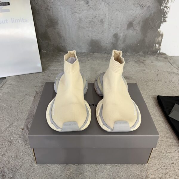 Balenciaga - WOMEN'S SPEED RECYCLED KNIT SNEAKER