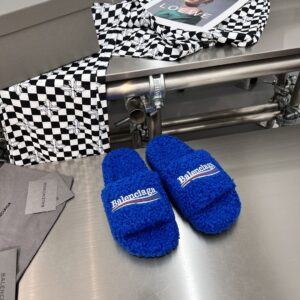 Balenciaga - WOMEN'S FURRY SLIDE SANDAL