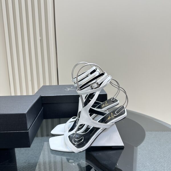 Giuseppe Zanotti - Tutankamon