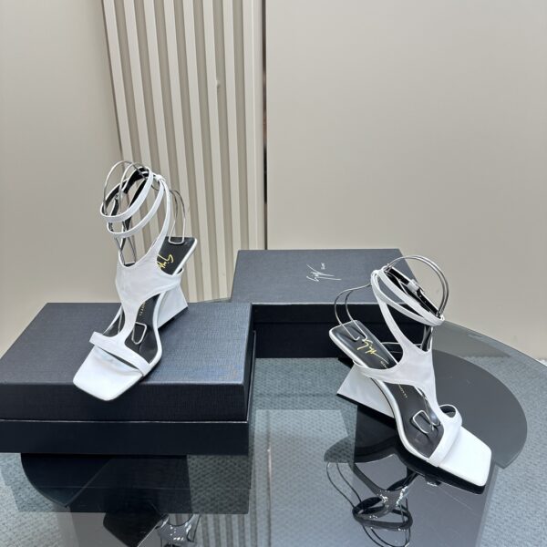 Giuseppe Zanotti - Tutankamon