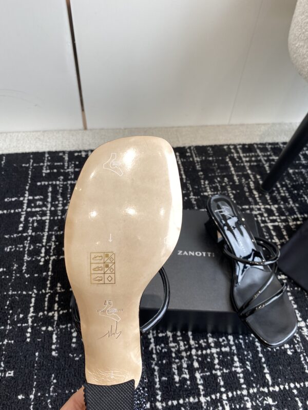 Giuseppe Zanotti - Sandal
