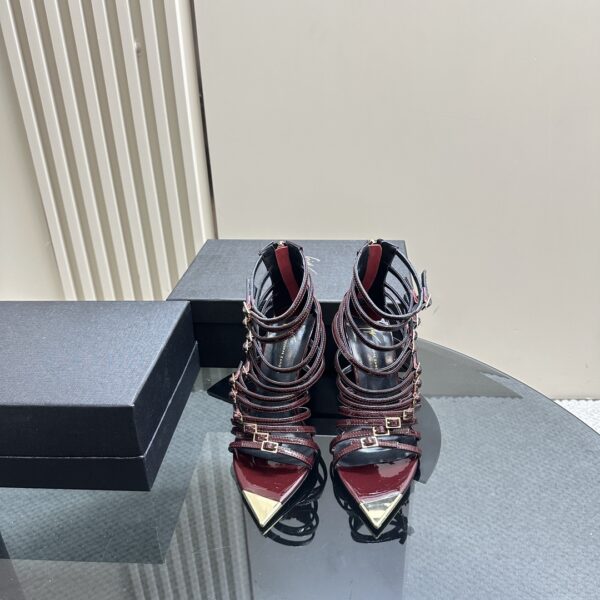 Giuseppe Zanotti - Intriigo Punk
