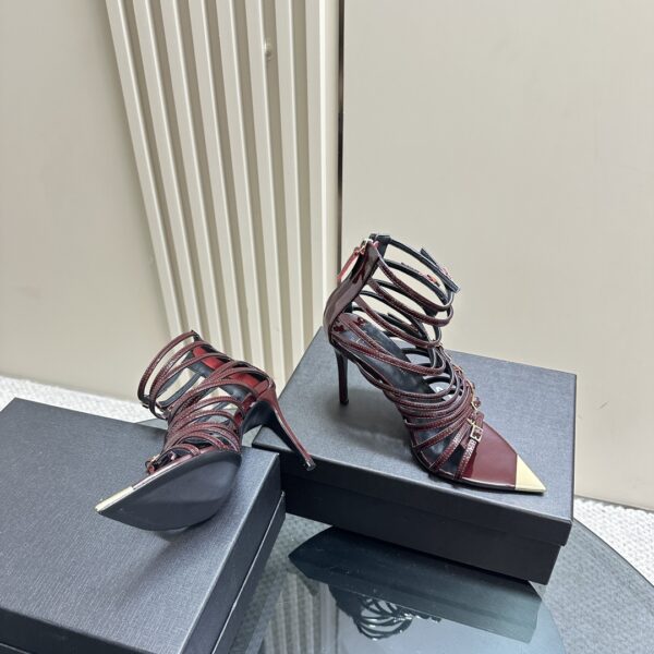Giuseppe Zanotti - Intriigo Punk