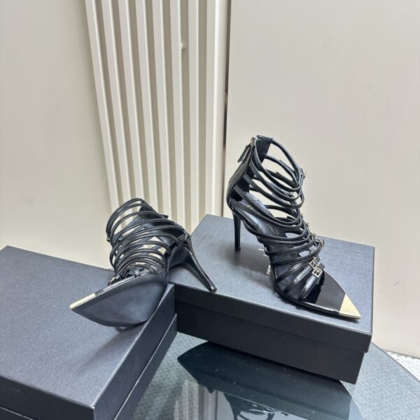 Giuseppe Zanotti - Intriigo Punk