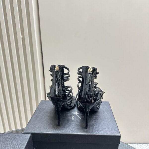 Giuseppe Zanotti - Intriigo Punk