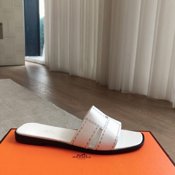 Hermes - Idioma Sandal