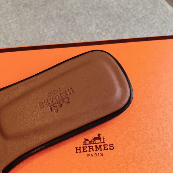 Hermes - Idioma Sandal