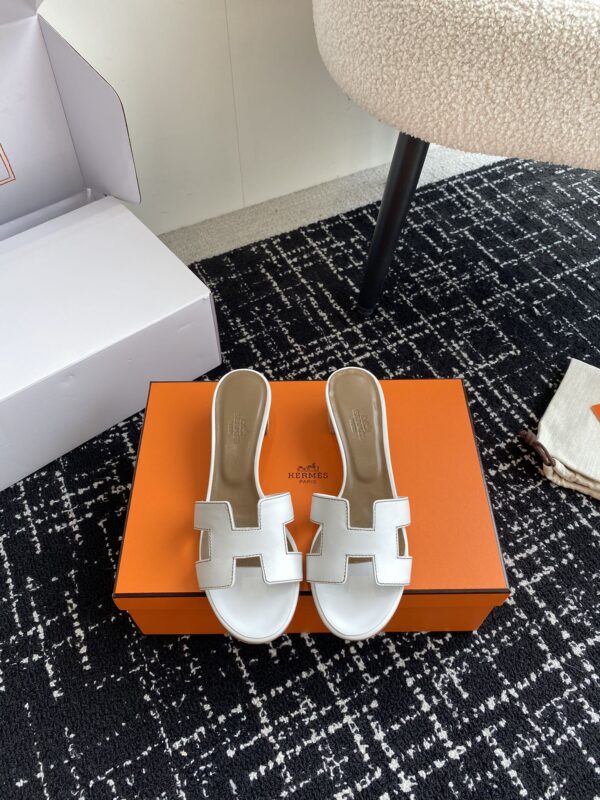 Hermes - Oasis Sandal