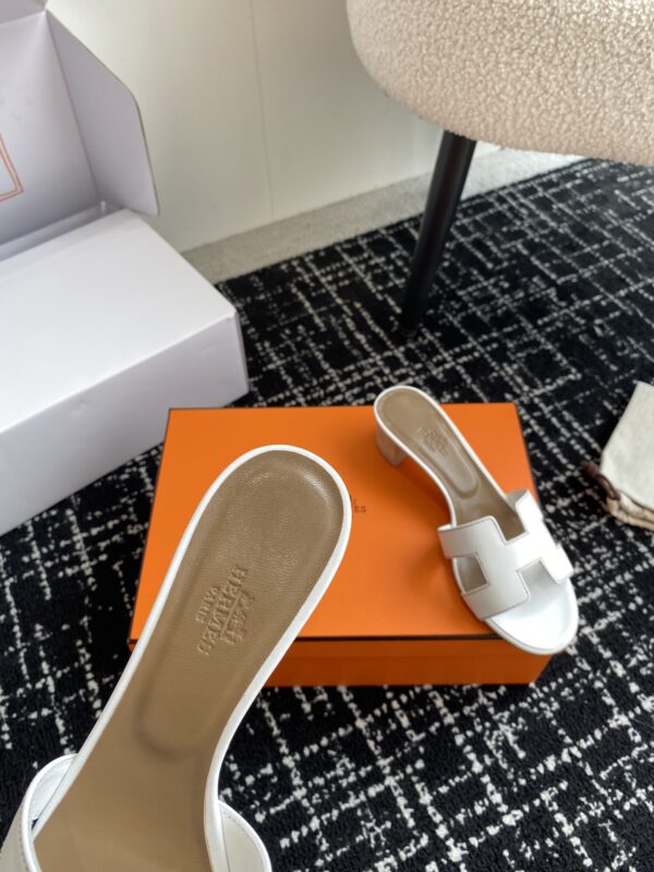 Hermes - Oasis Sandal