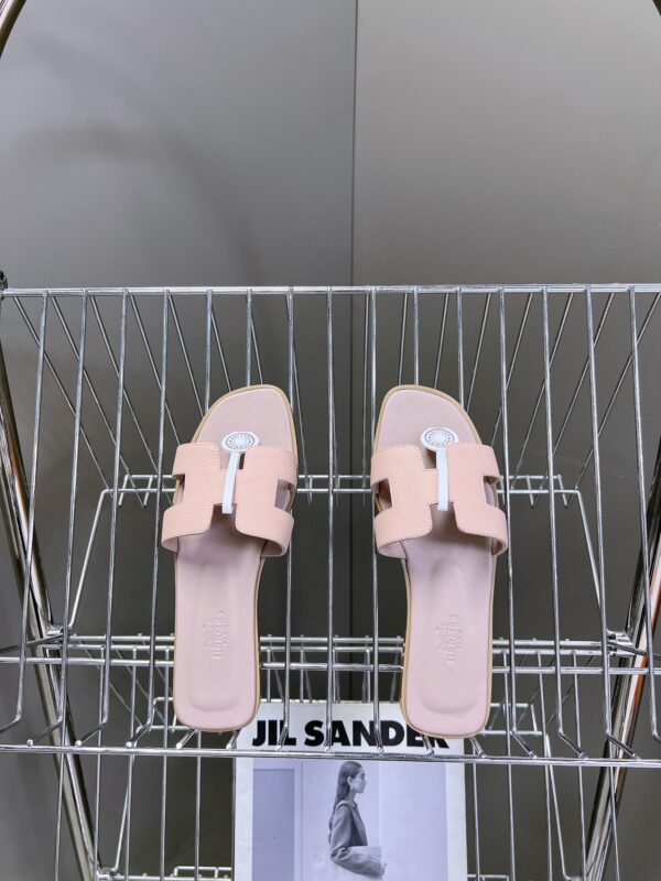 Hermes- Oran Sandal