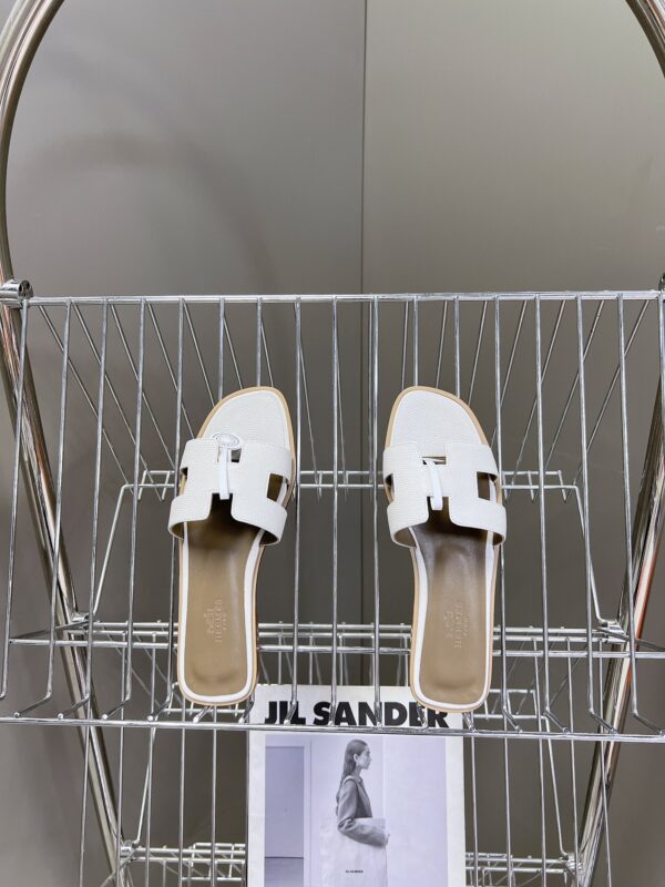 Hermes- Oran Sandal