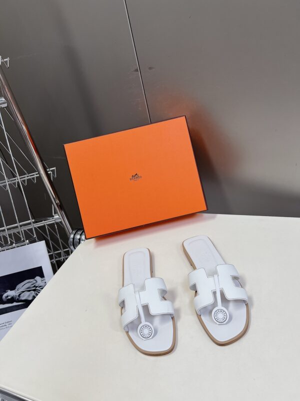 Hermes- Oran Sandal