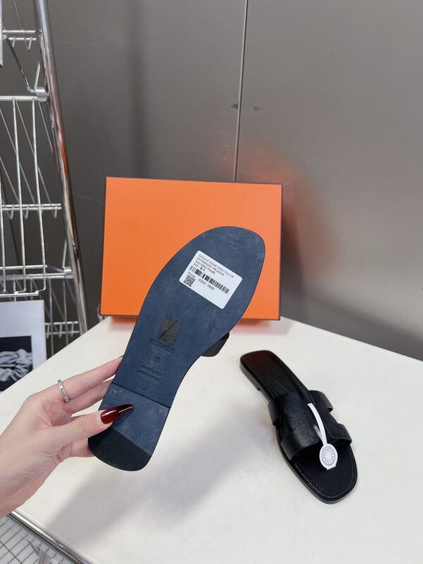 Hermes- Oran Sandal