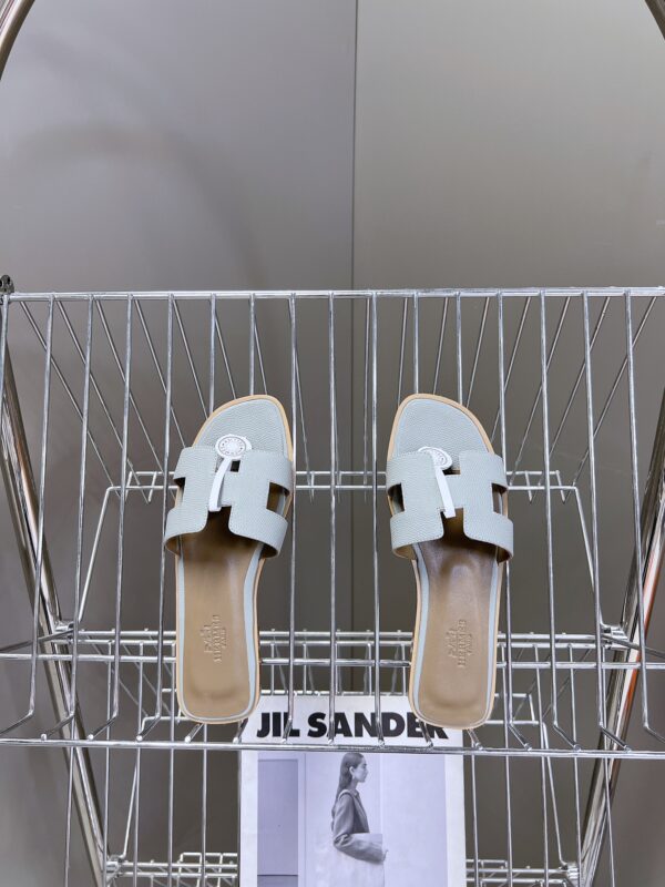 Hermes- Oran Sandal