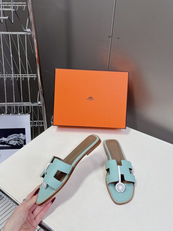 Hermes- Oran Sandal