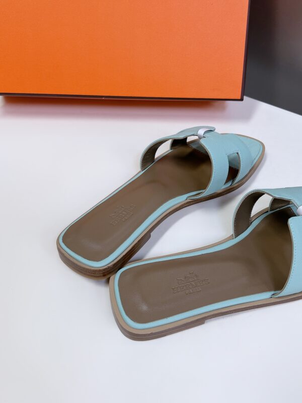 Hermes- Oran Sandal