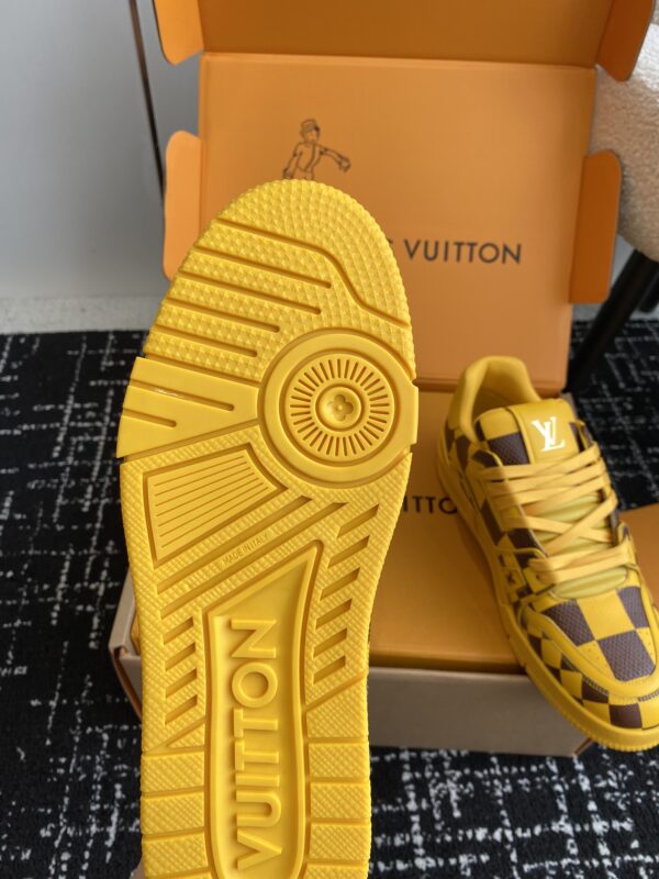 Louis Vuitton - LV Trainer Sneaker