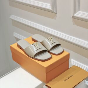 Louis Vuitton - LV Capri Flat Mule