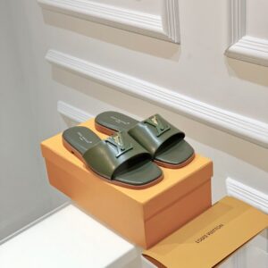 Louis Vuitton - LV Capri Flat Mule