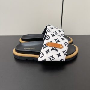 Louis Vuitton - Pool Pillow Flat Comfort Mule