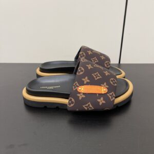 Louis Vuitton - Pool Pillow Flat Comfort Mule