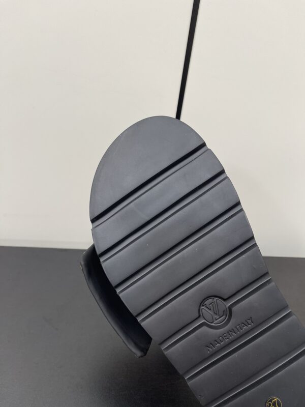 Louis Vuitton - Pool Pillow Flat Comfort Mule