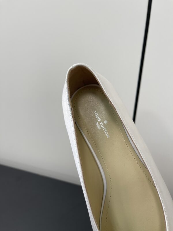 Louis Vuitton - Flat Shoes