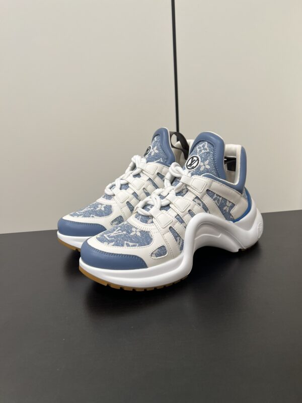 Louis Vuitton - LV Archlight Sneaker