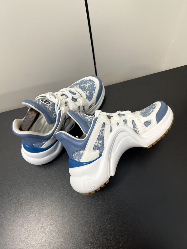Louis Vuitton - LV Archlight Sneaker