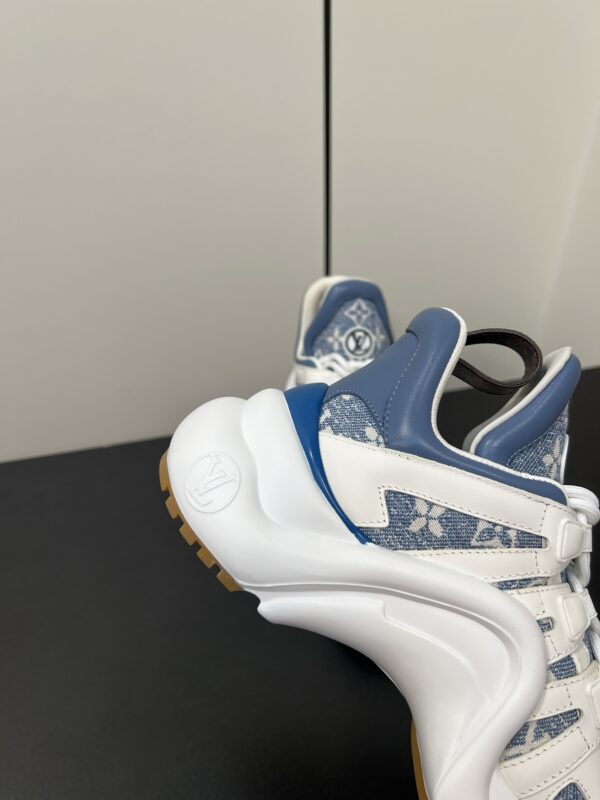 Louis Vuitton - LV Archlight Sneaker