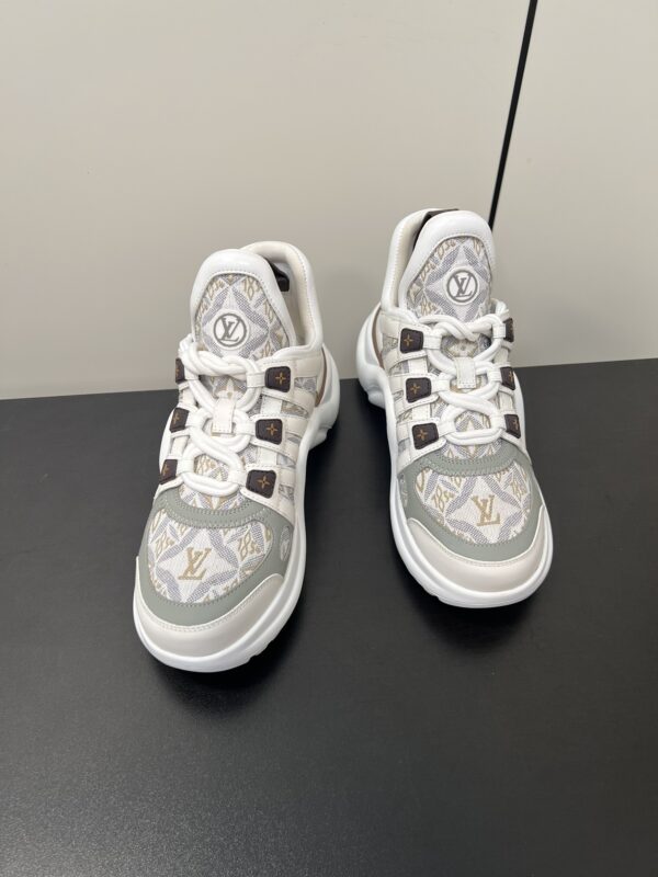 Louis Vuitton - LV Archlight Sneaker