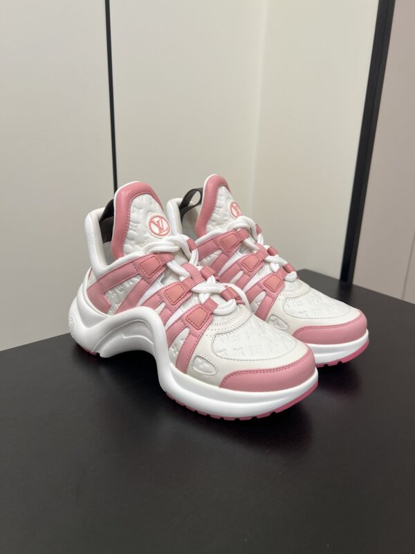 Louis Vuitton - LV Archlight Sneaker