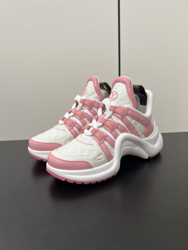 Louis Vuitton - LV Archlight Sneaker
