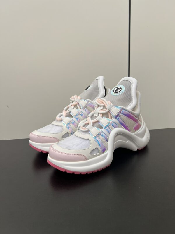 Louis Vuitton - LV Archlight Sneaker