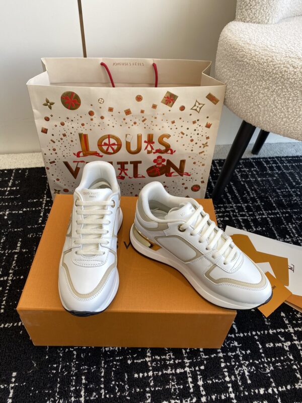 Louis Vuitton - Neo Run Away Sneaker