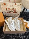 Louis Vuitton - Neo Run Away Sneaker