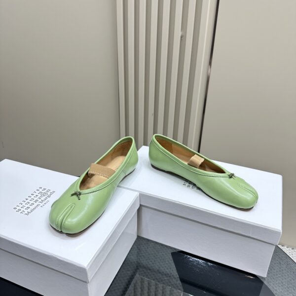 Maison Margiela - Tabi Elastic Band Ballerina
