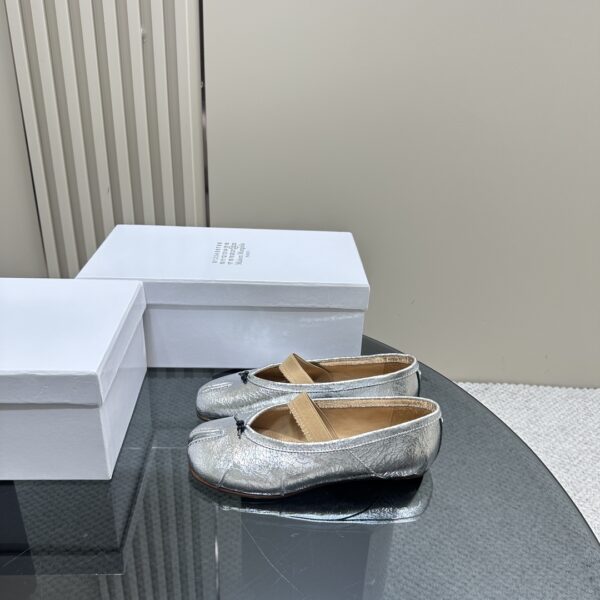 Maison Margiela - Tabi Elastic Band Ballerina