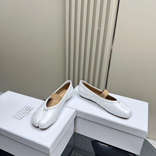 Maison Margiela - Tabi Elastic Band Ballerina