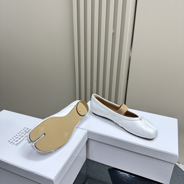 Maison Margiela - Tabi Elastic Band Ballerina
