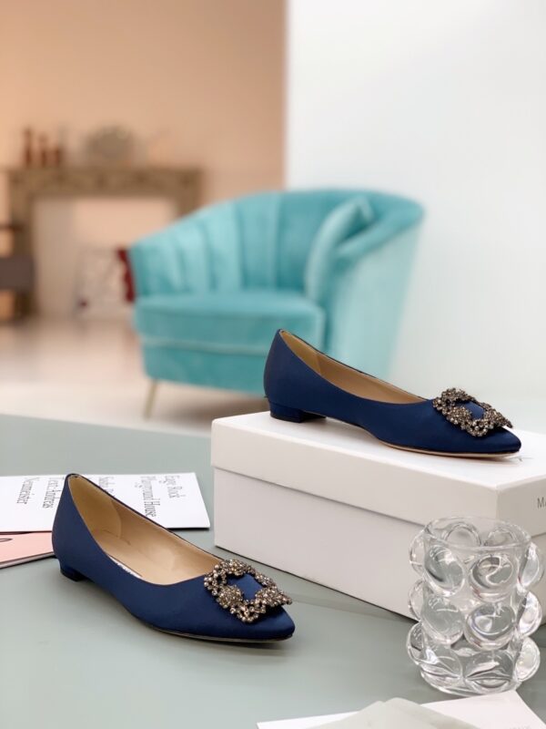 Manolo Blahnik - Hangisiflat