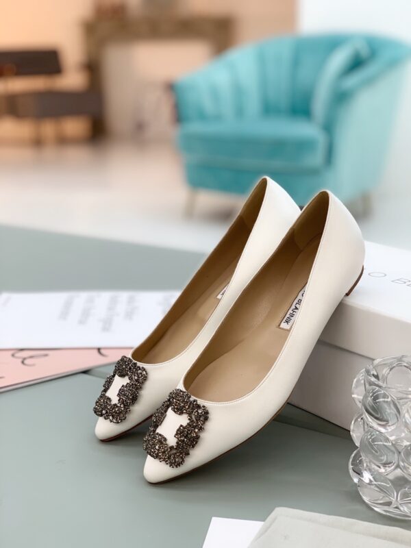 Manolo Blahnik - Hangisiflat