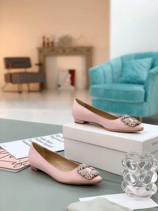 Manolo Blahnik - Hangisiflat