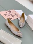 Manolo Blahnik - Hangisiflat Glitter